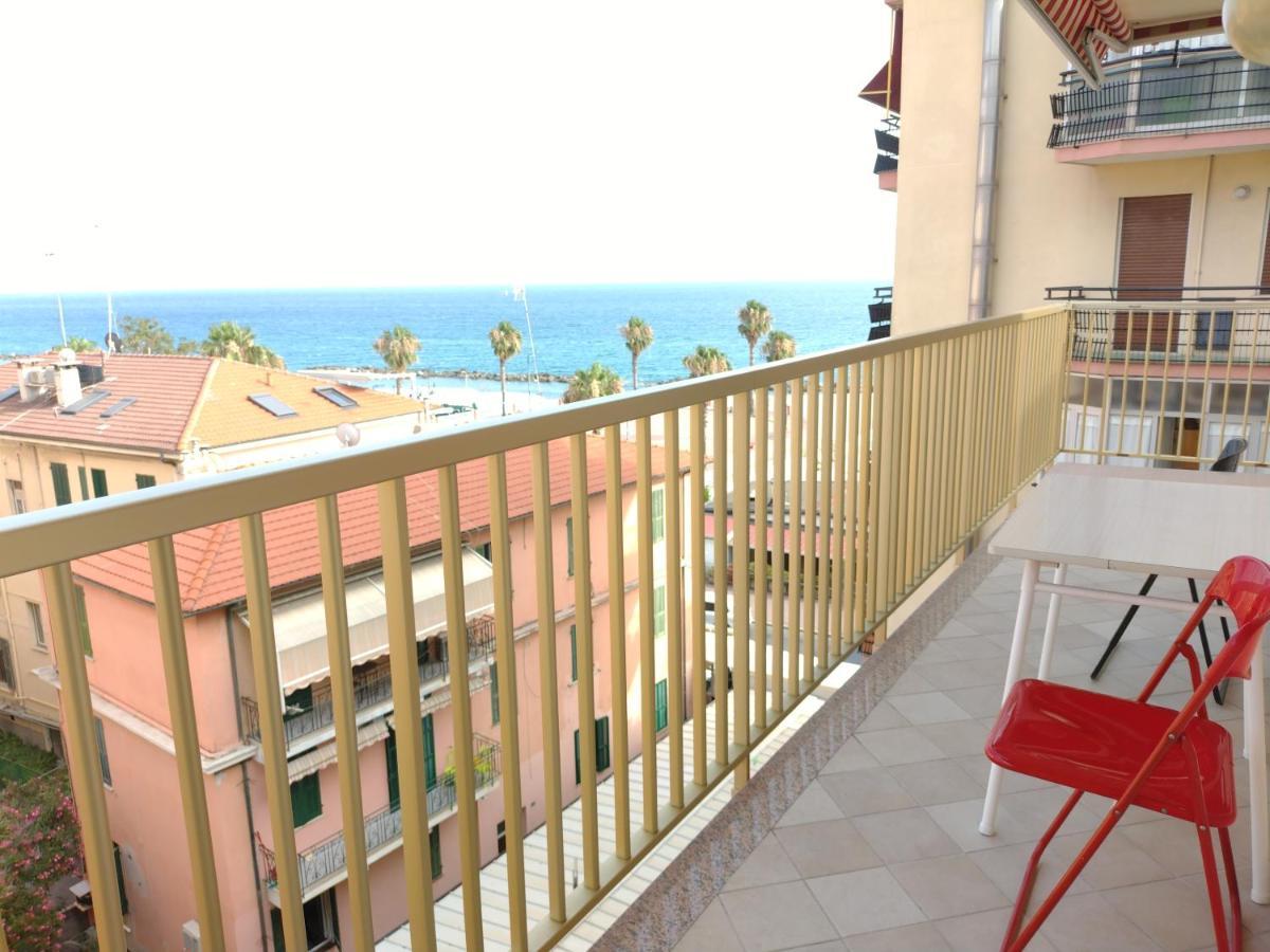 Casa Fronte Mare Apartment Ventimiglia Exterior photo